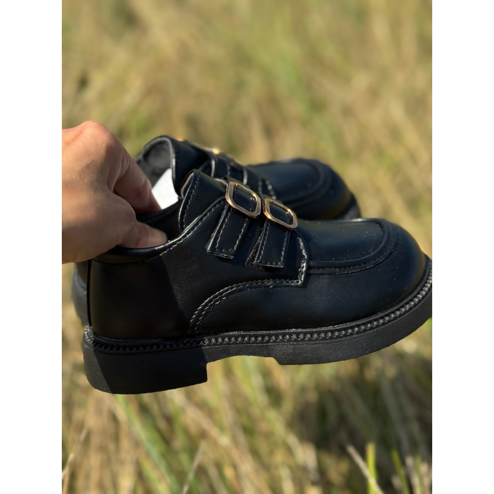 Стильні лофери унісенкс колір чорний 10905