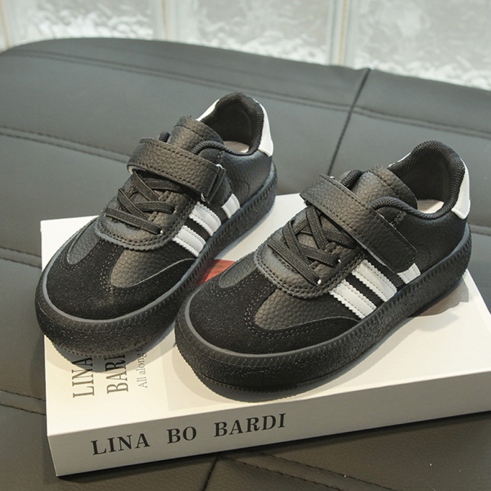 Дитячі спортивні кросівки Adic чорний