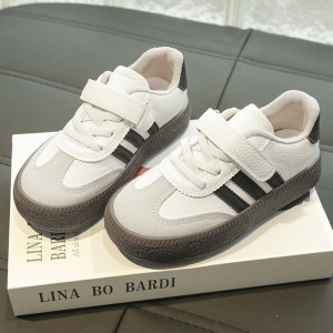 Дитячі спортивні кросівки Adic білий