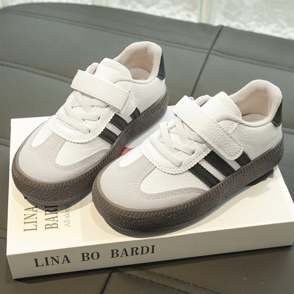 Дитячі спортивні кросівки Adic білий