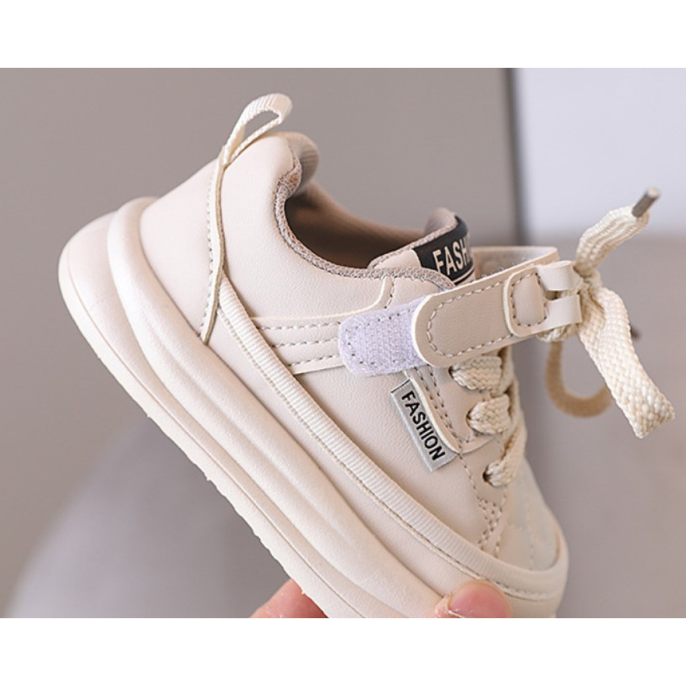 Кросівки дитячі Diamond світлі Кросівки дитячі Diamond світлі