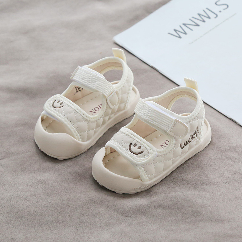 Босоніжки дитячі Lucky, бежевий