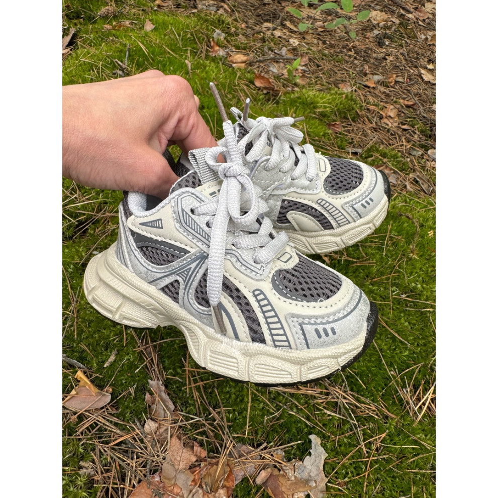 Кросівки дитячі Easy весна-літо