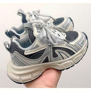 Кросівки дитячі Easy весна-літо