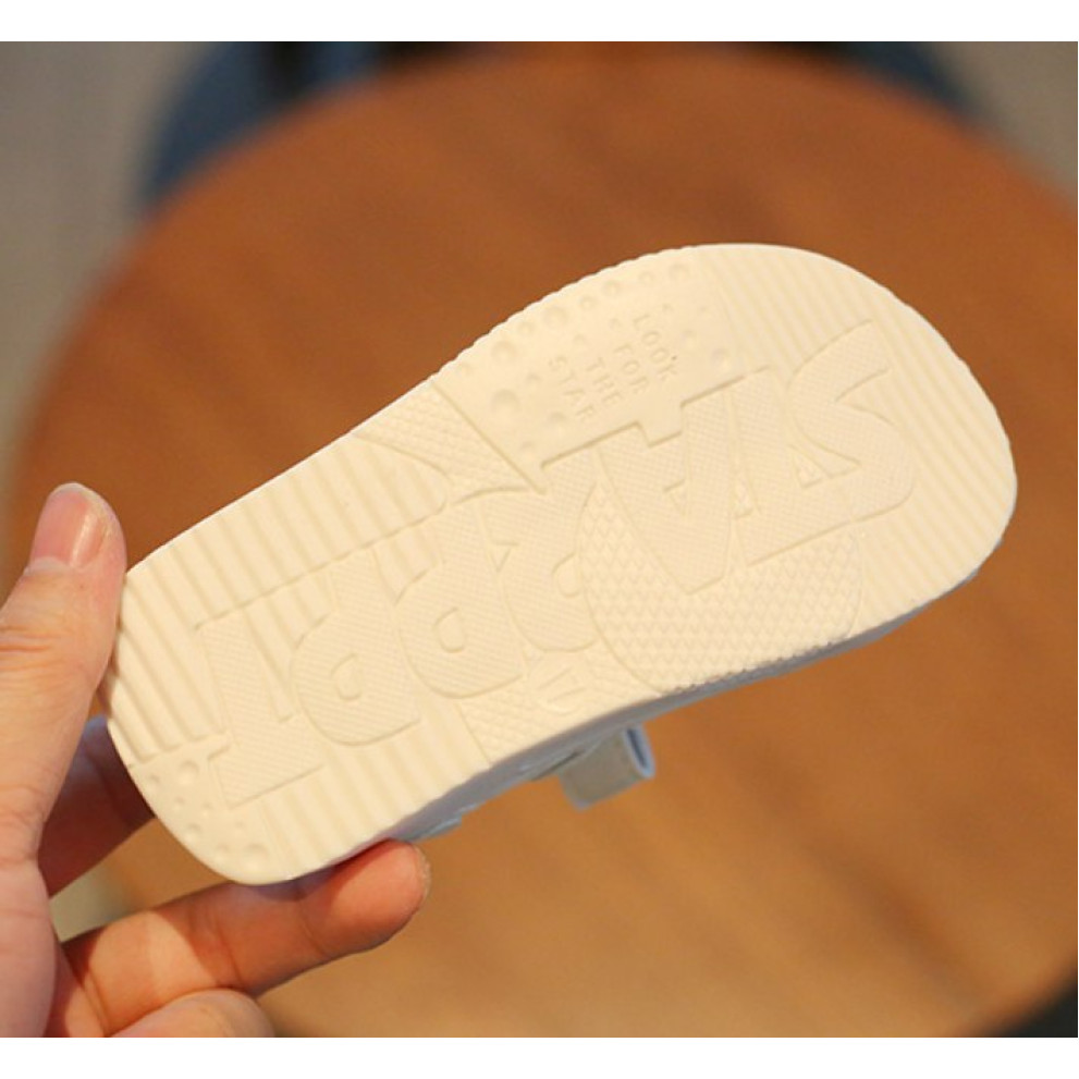 Босоніжки дитячі Cha білі