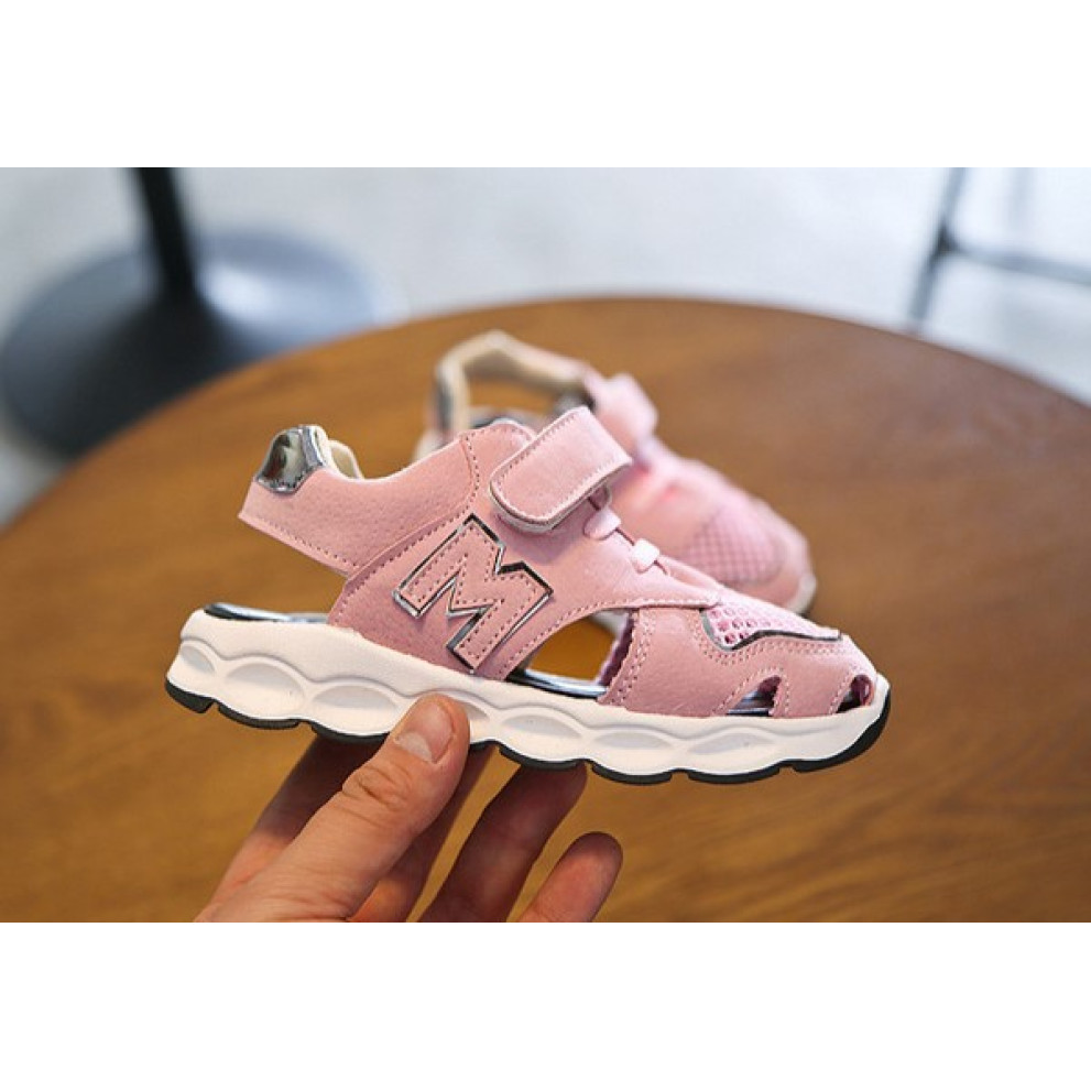 Босоніжки дитячі MG рожеві