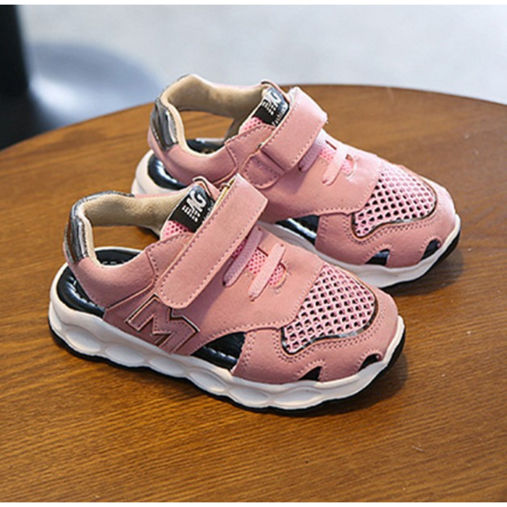 Босоніжки дитячі MG рожеві