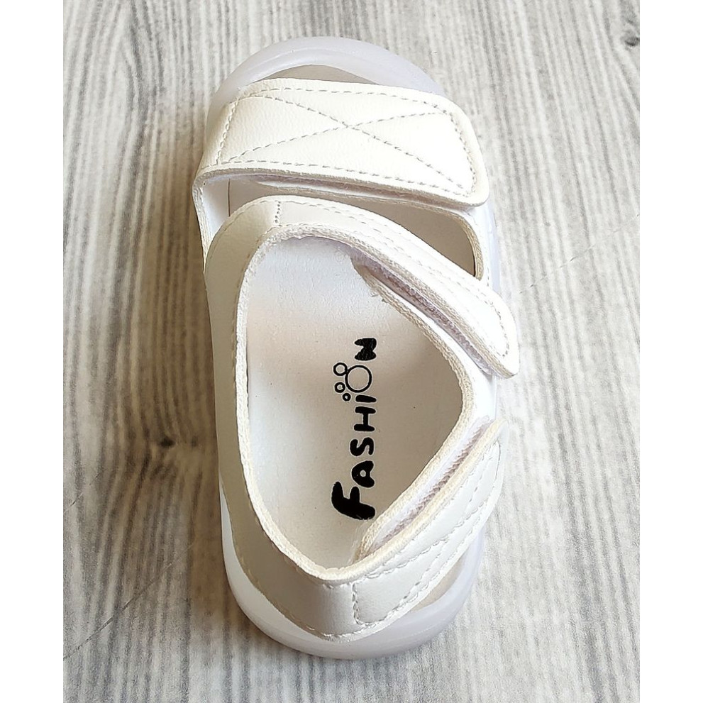 Босоніжки дитячі PU-шкіра білі