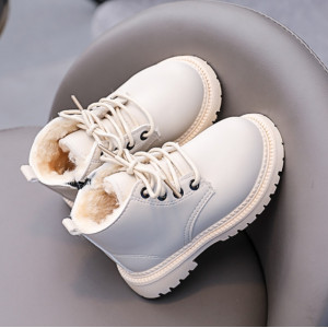 Черевички дитячі з хутром зимові like timberland білий