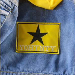Джинсівка YOHNTNTY з жовтими вставками 10541
