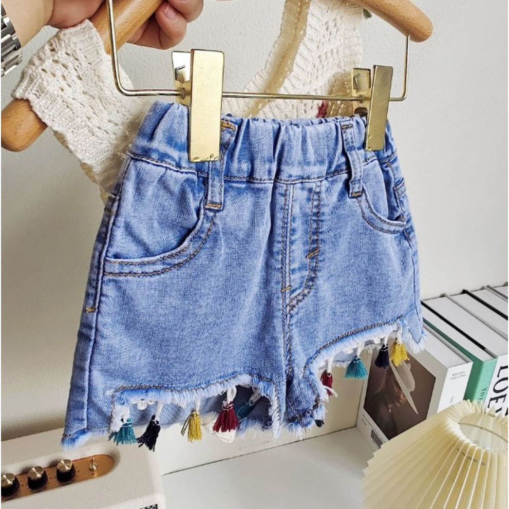 Костюм для дівчинки з джинсовими шортами  і в'язаною майкою 10512