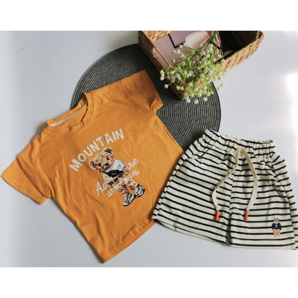 Костюм на літо хлопчику з ведмедиком Mountain жовта футболка і шорти в полоску 10499