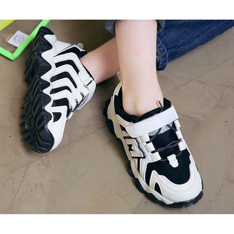 Кросівки дитячі M-boan чорні з білим