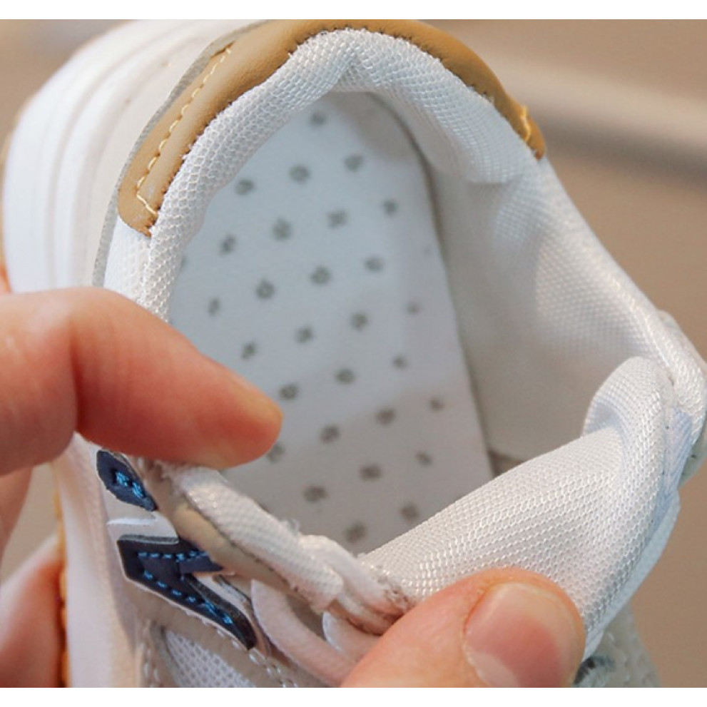 Кросівки дитячі NewB бежеві з білим