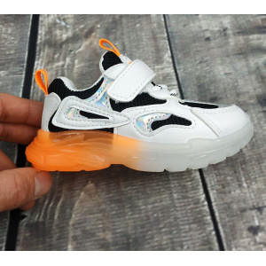 Кросівки дитячі NingQiup оранжевою підошвою