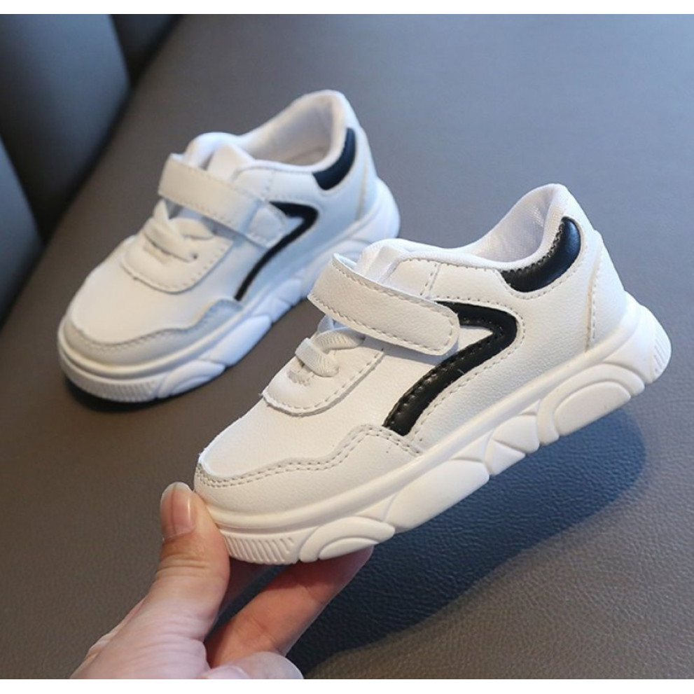 Кросівки дитячі PU-шкіра білі з чорними смужками