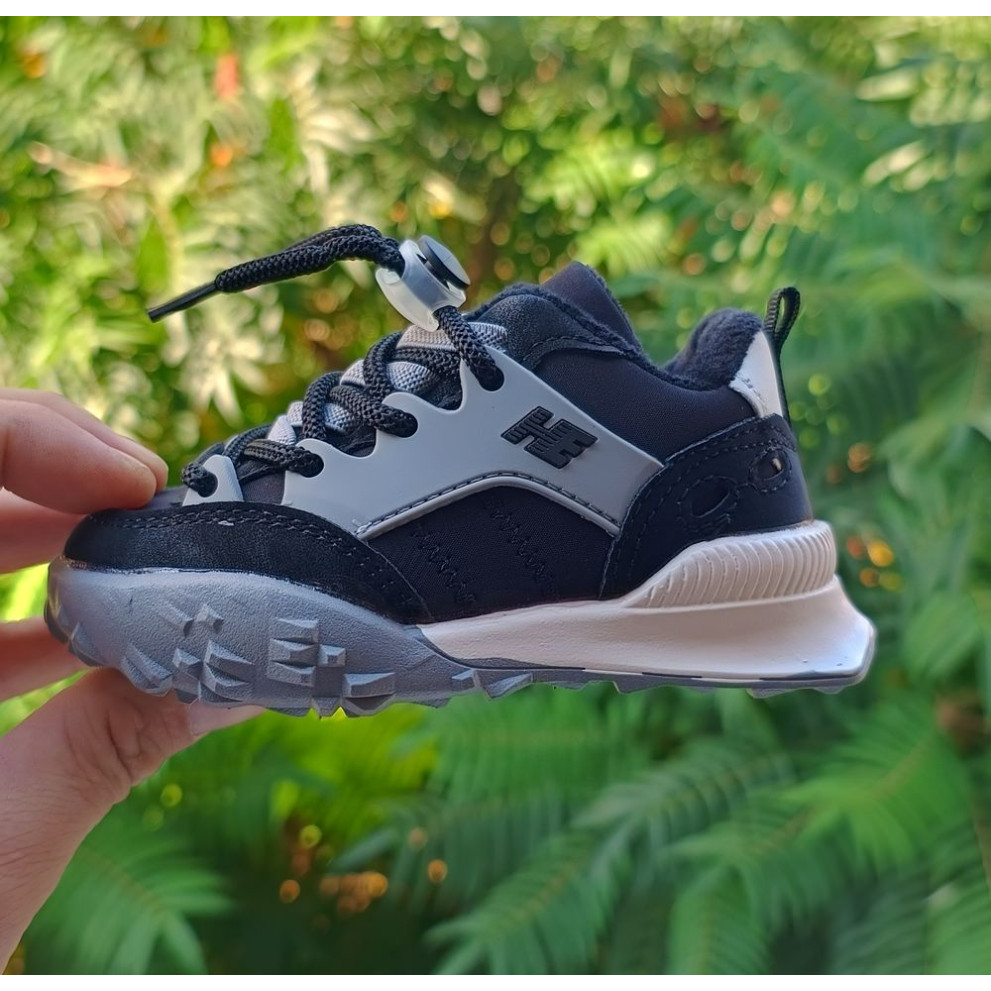 Кросівки дитячі утеплені флісом hЕ чорно-сірі