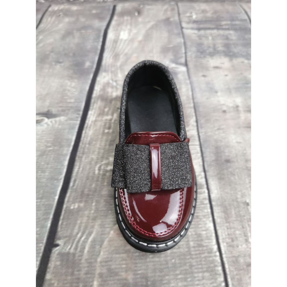 Лаковані туфлі для дівчаток бордові