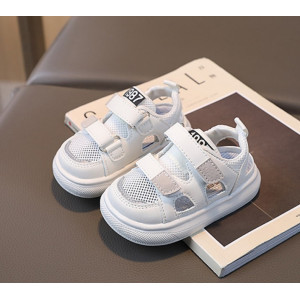 Легенькі босоніжки 1987 білі