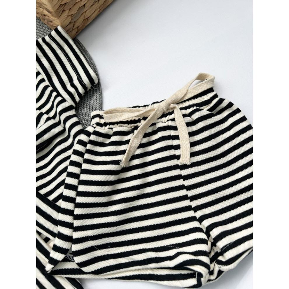 Стильний костюм для дівчинки на літо футболка і шортики 10469