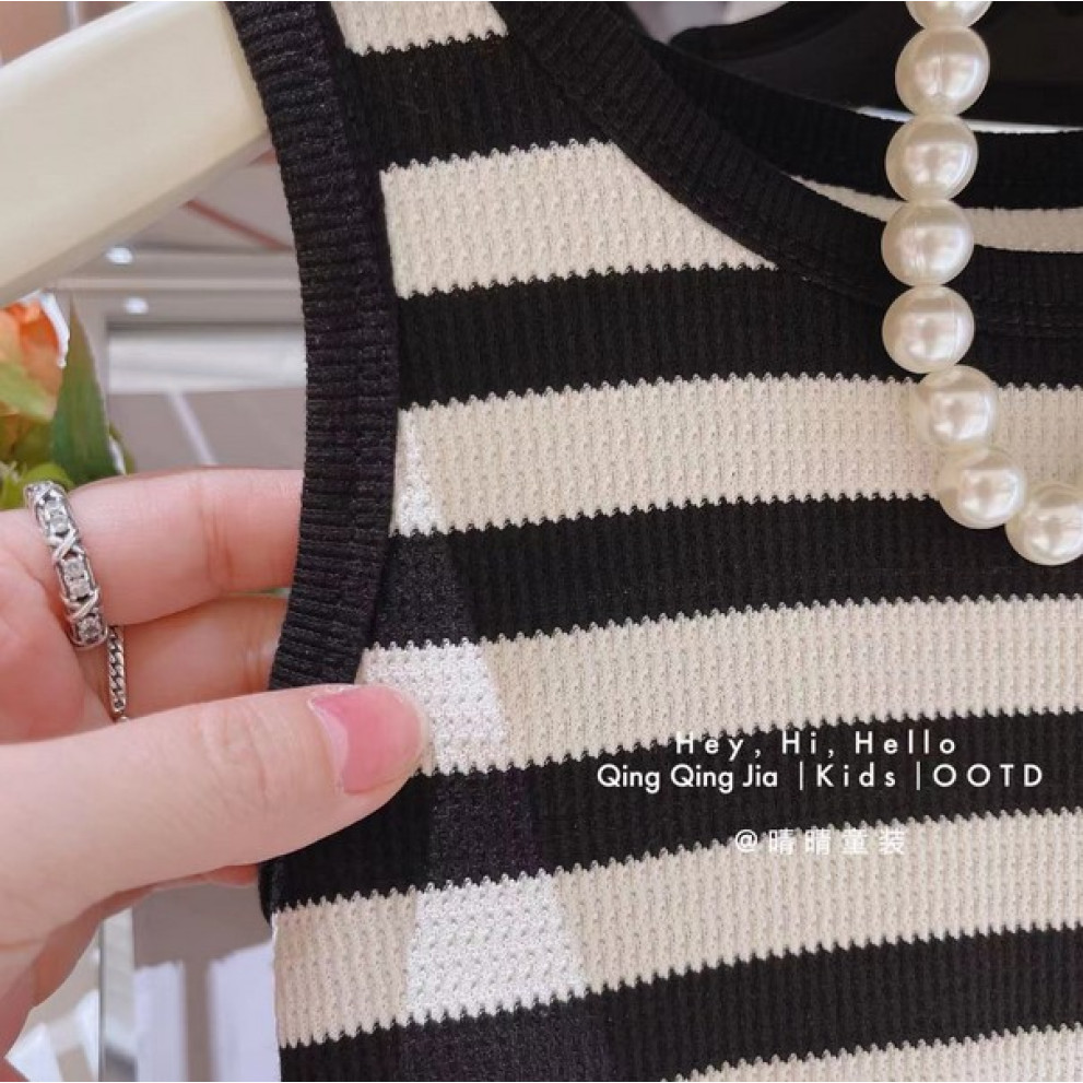 Сукня для дівчинки на літо чорна з білим 10451