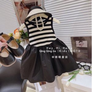 Сукня для дівчинки на літо чорна з білим 10451