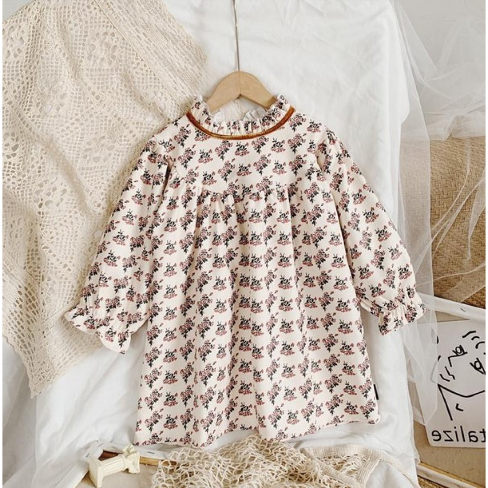 Сукня для дівчинки в квіточку довгий рукав 10470