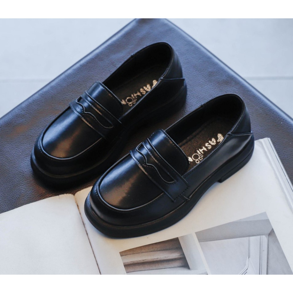 Туфлі унісекс YITT чорні