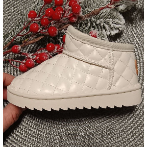 Дитячі уггі Diamond білий