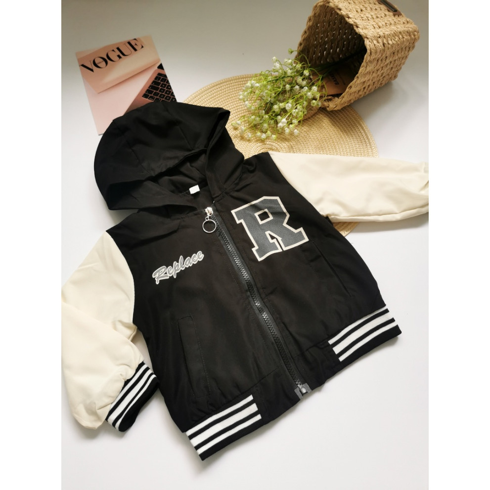 Вітрівка для хлопчика R чорна 10330