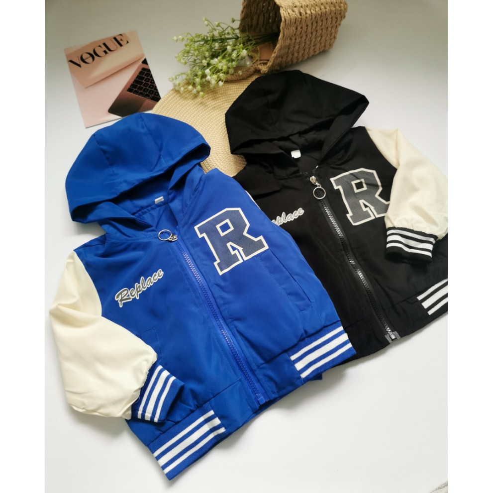 Вітрівка для хлопчика R чорна 10330