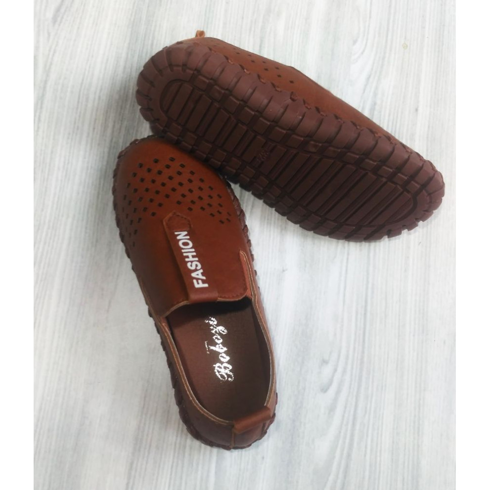 Туфлі дитячі дихаючі PU-шкіра Fashion коричневі